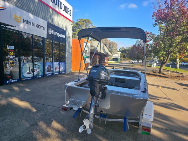 F390 explorer 25hp